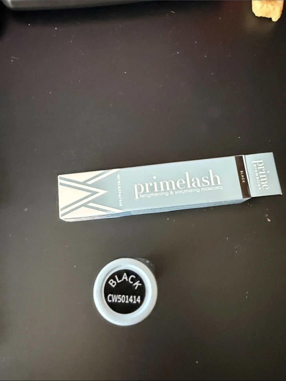 NWT Lengthening & Volumizing Mascara - Black